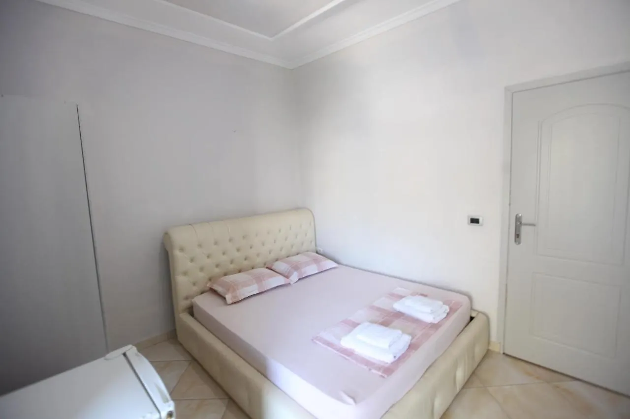 סרנדה Andy Apartments