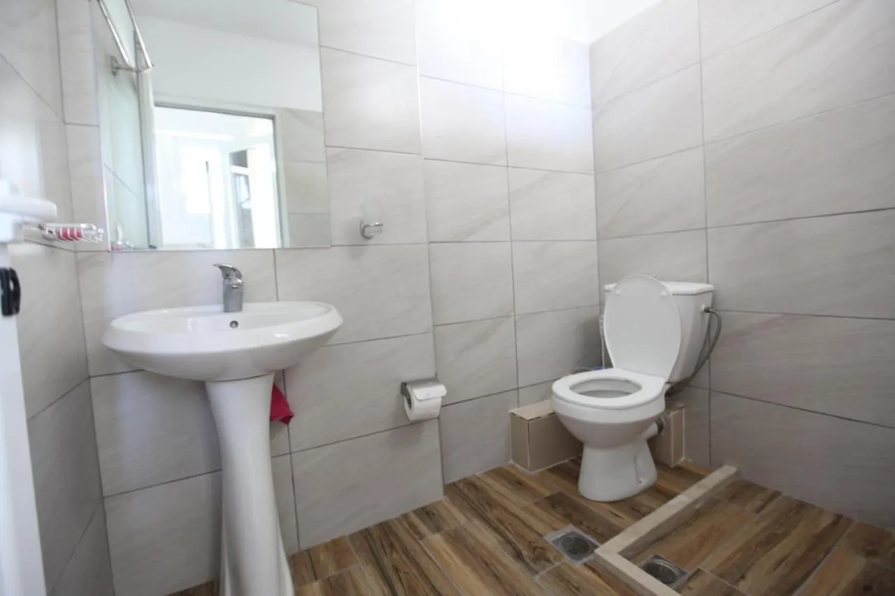 סרנדה Andy Apartments 0*,