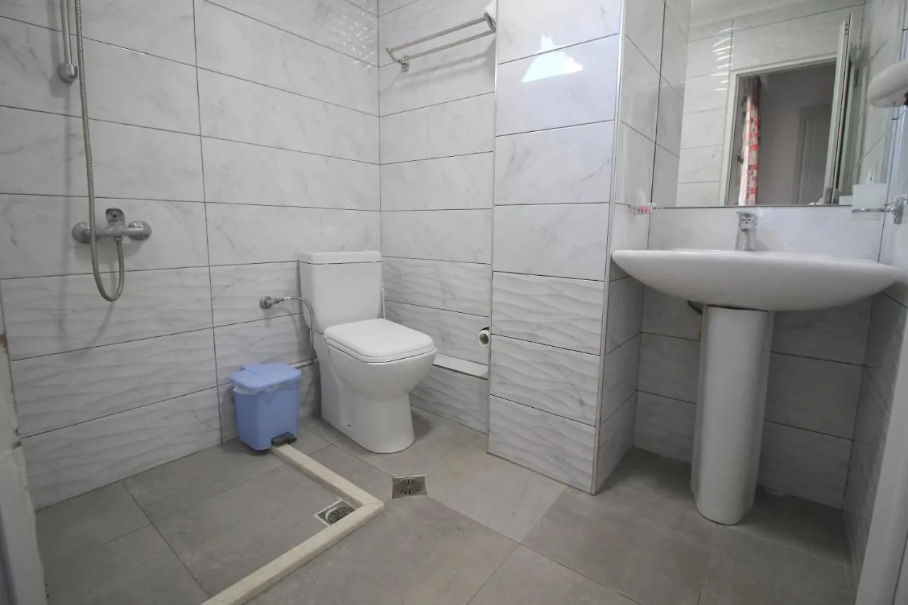 סרנדה Andy Apartments