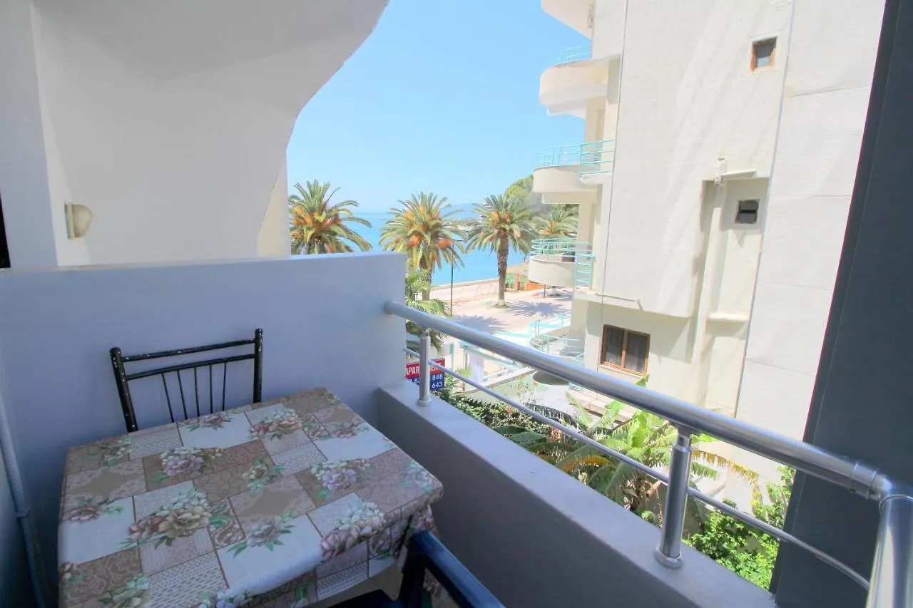 סרנדה Andy Apartments