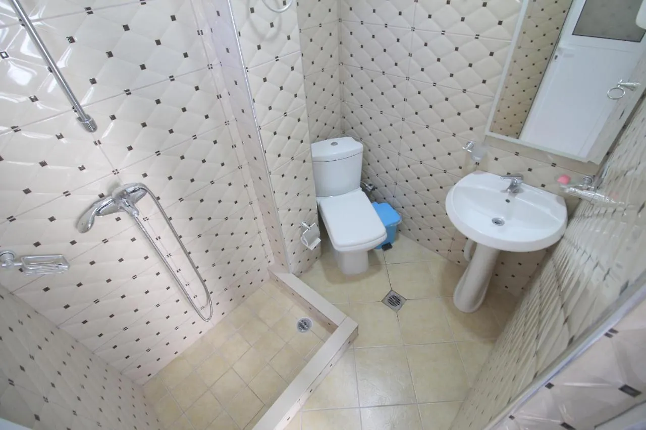 סרנדה Andy Apartments