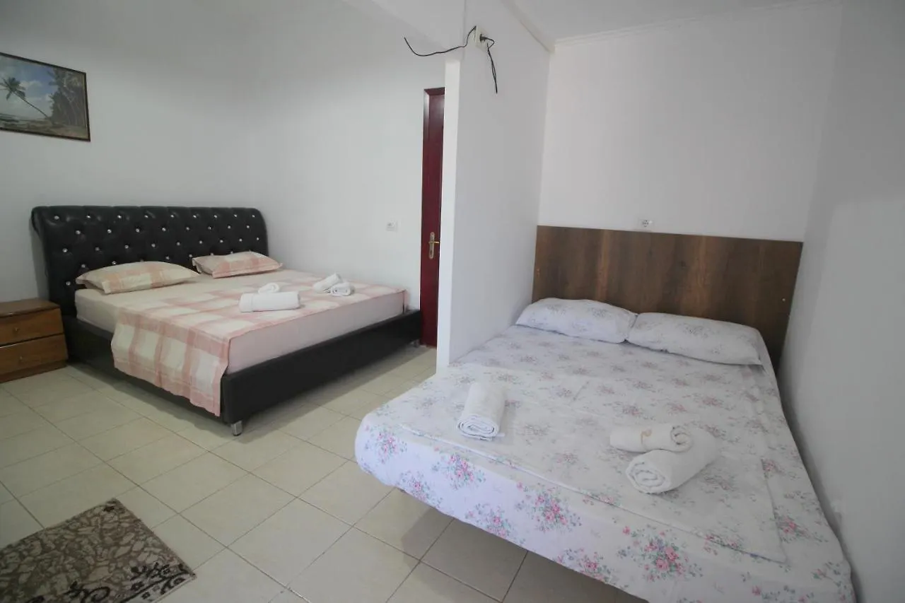 Andy Apartments Sarande 0*,